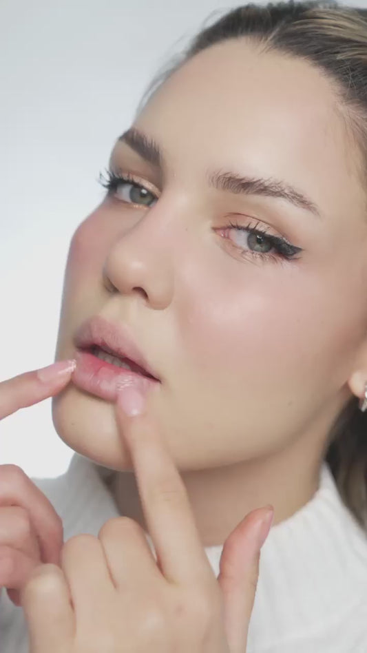 PH Lip Oil Tinted & Hydrating Lip Oil